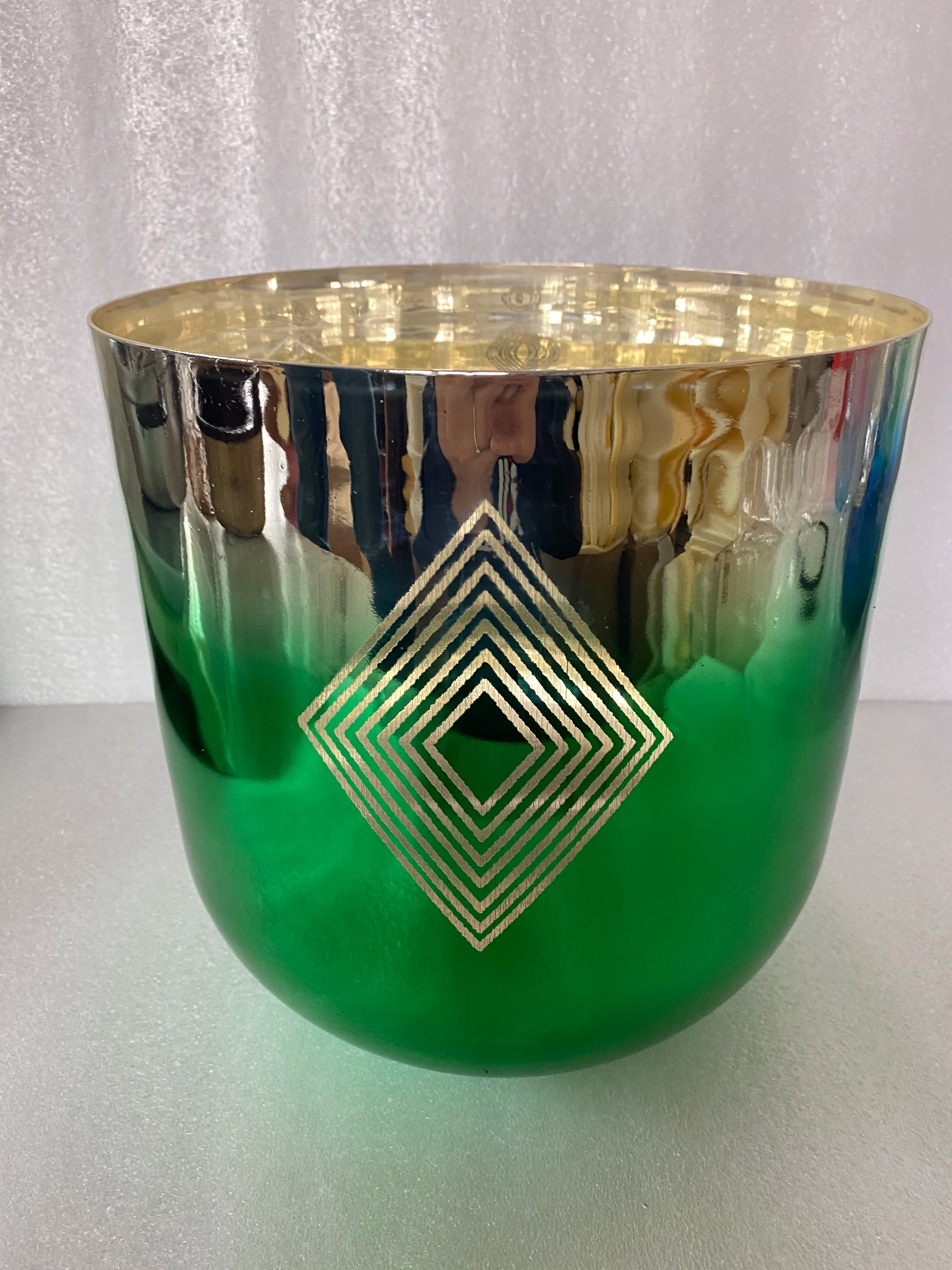 2nd octave F note size about 10" crystal singing shinniy bowl with designs or any other engraving 432Hz for meditation