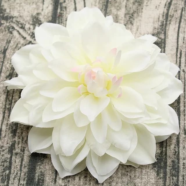 10 Pz/lotto Grande Dalia Artificiale Peonia Testa di Fiore 14/15 CM Diametro Fiore di Seta Fiori di Nozze Parete Floreale Festa Casa Decorativa