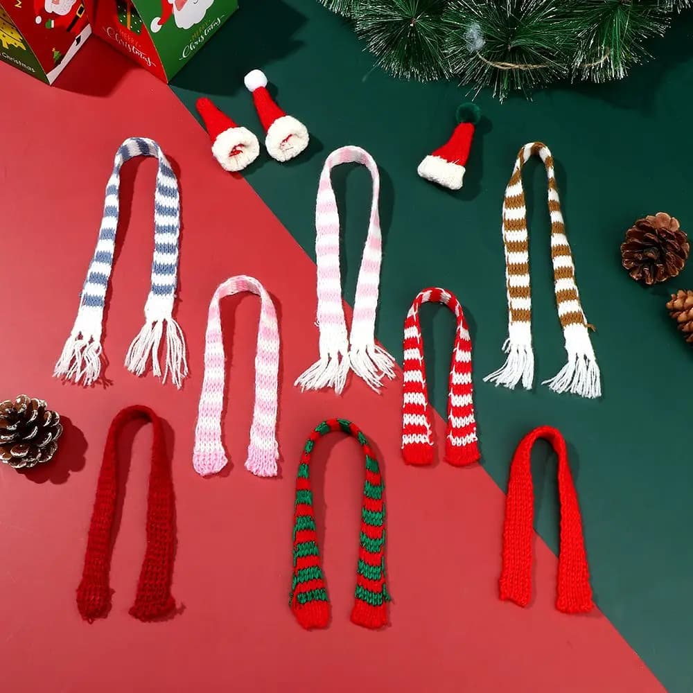 Giocattoli per bambini Ornamento di Natale Accessori per casa delle bambole Sciarpe lavorate a maglia Mini berretti natalizi Cappello per sciarpa per bambola in materiale fatto a mano