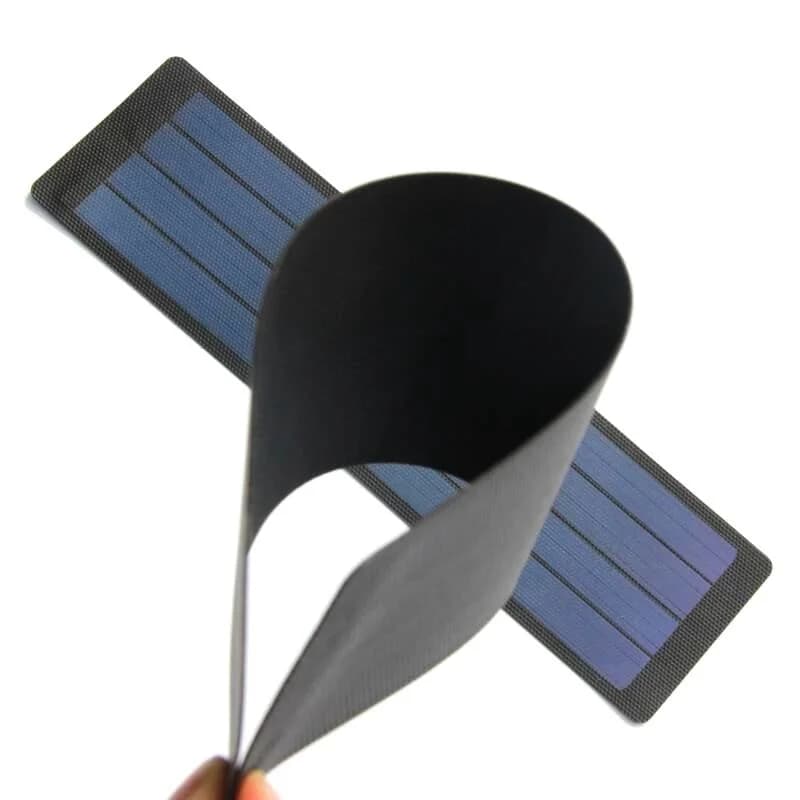 Pannello solare flessibile a film sottile da 2 W 6 V Pannelli solari super sottili flessibili arrotolabili in silicio amorfo 365 * 85 * 0,8 mm