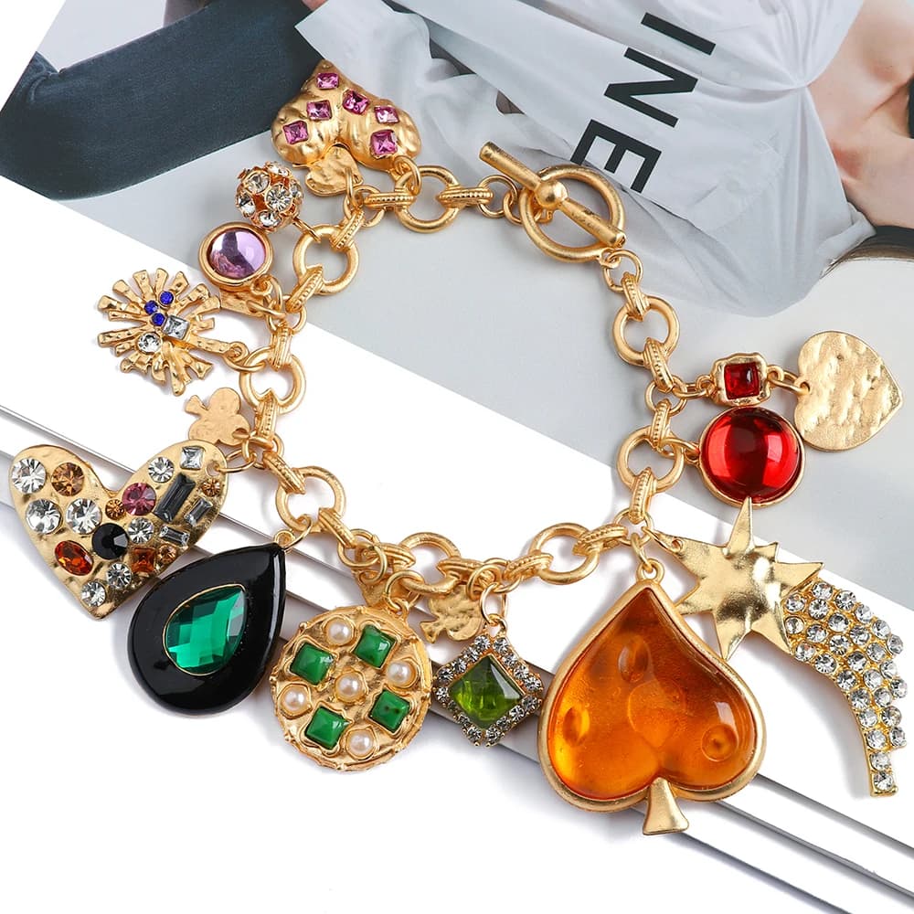 Friendship Bracelets Matched With Women's Pendants Girl Fresh Crystal Bracelet With Luxury Metal Heart Boho Valentine's Day Jewelry