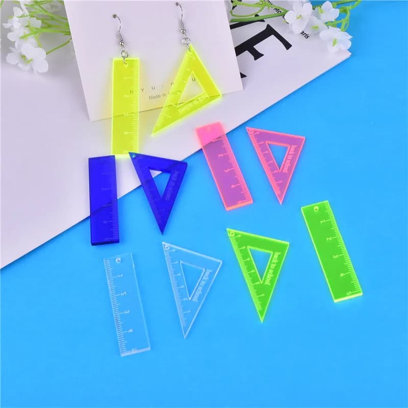 10 pz/pacco carino triangolo righello Arcylic righello Charms torna a scuola ciondolo per orecchino fai da te portachiavi creazione di gioielli
