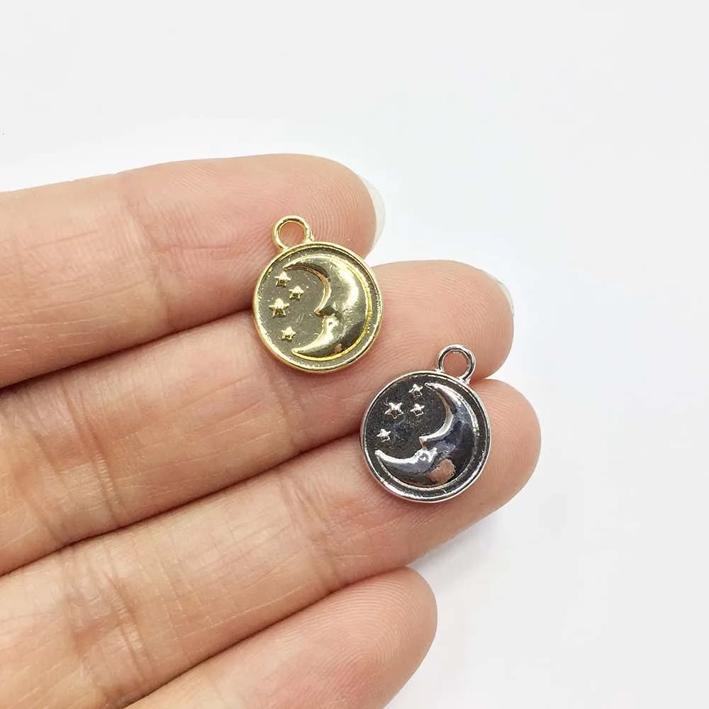 Eruifa 20 pz 12mm Luna Stella Placcato In Lega di Zinco Pendenti E Ciondoli Ciondolo Accessorio Dei Gioielli di Moda Collana FAI DA TE Bracciale Orecchini 2 Colori