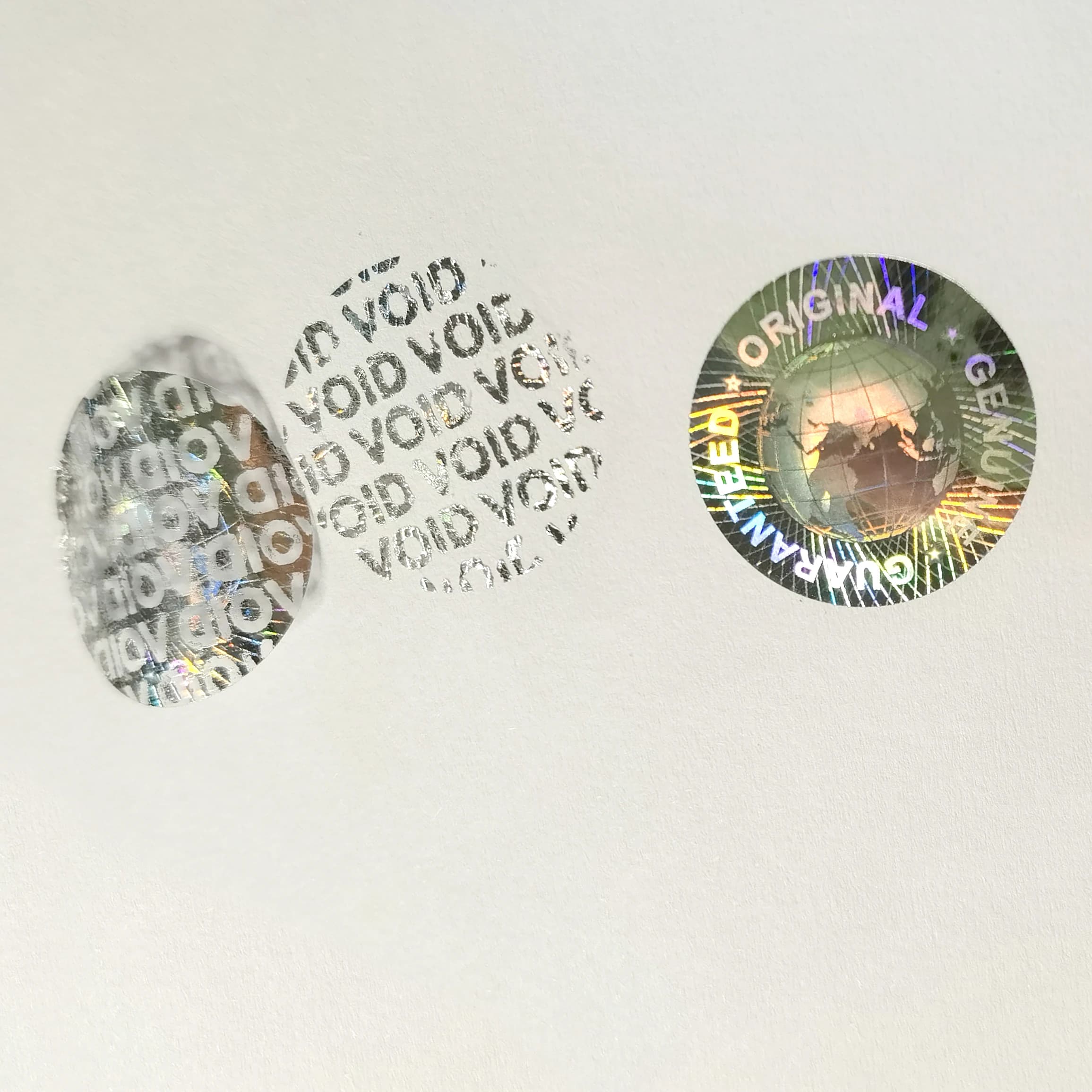 Adesivo ologramma personalizzato Genuino garantito Colori multipli originali Design globale Logo Etichetta olografica laser 3D Diametro 20 mm