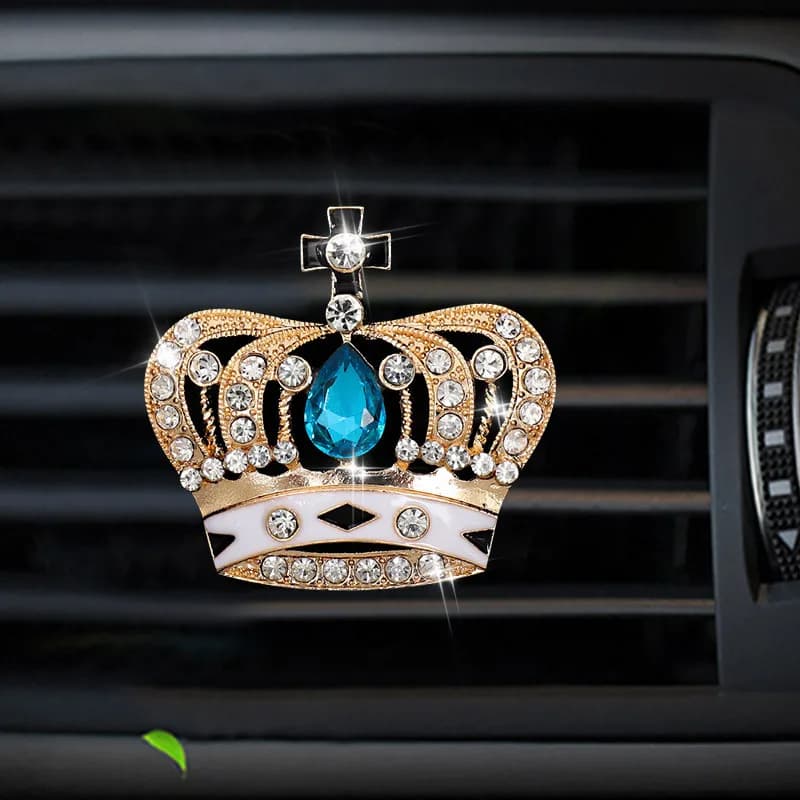 A crown of self-deodorant style perfume bottle diffuser in auto car socket Air conditioning vent air fragrance clip