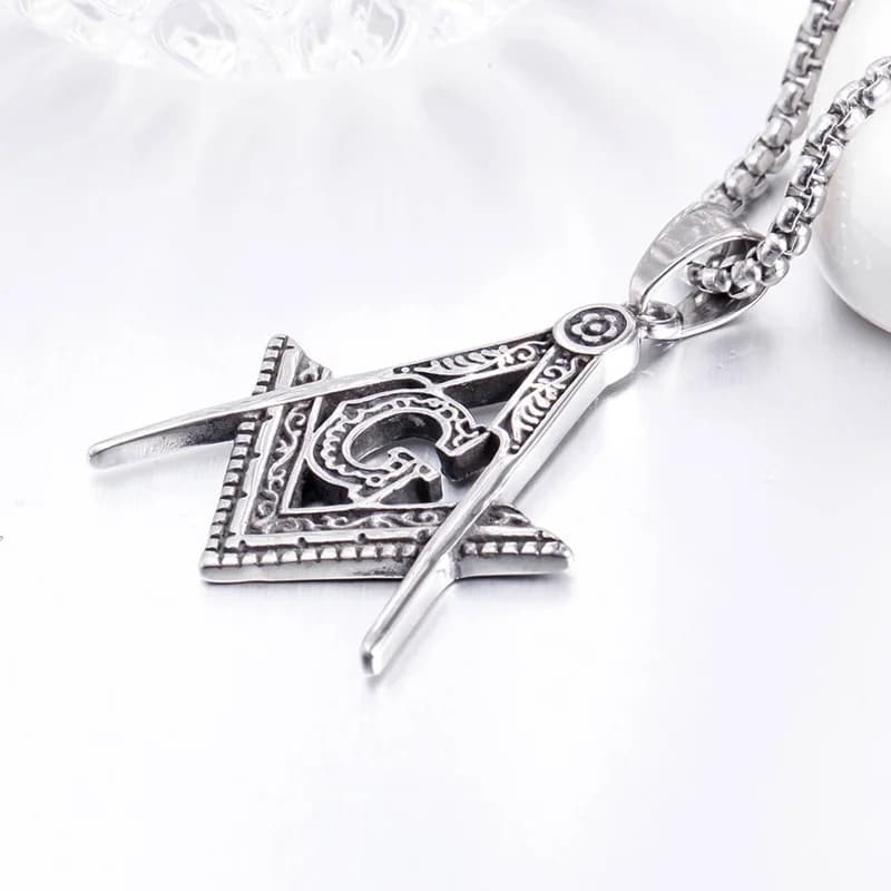 AG Freemasonry Pendant Necklace Men's Women's Necklace New Fashion Metal Retro Accessories Party Jewelry