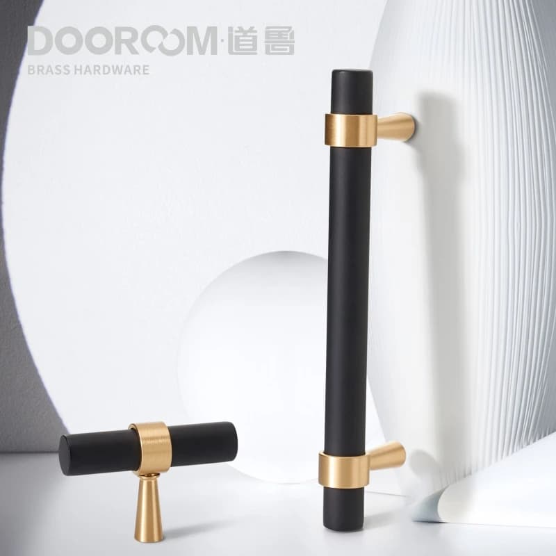 Maniglie per mobili in ottone Dooroom T-bar Light Luxury Fashion Black Gold Silve armadio comò armadio cassetto tira