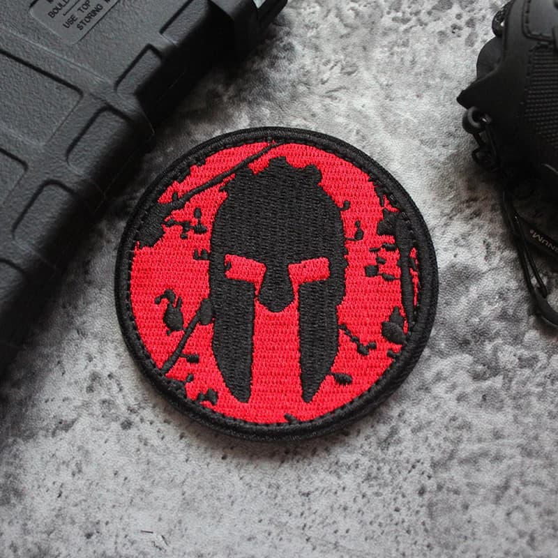 Armatura spartana Guerriero Teschio Casco Patch ricamata Distintivi con emblema tattico rosso Diavolo per vestiti Gilet Zaino Decorazione