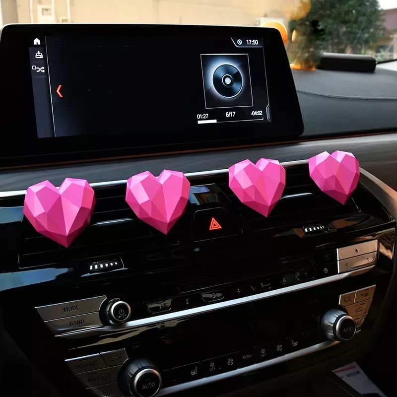 Love Heart Deodorant for Auto Perfume Perfume Clip Disposable Automatic Perfume Scent Diffuser Decorations for Auto Interior Accessories