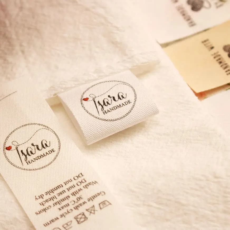 Cotone da 25 * 70 mm con logo o testo Etichetta accessori per cucire, etichette per cose lavorate a maglia, personalizzato, personalizzato, etichetta fatta a mano, etichette regalo