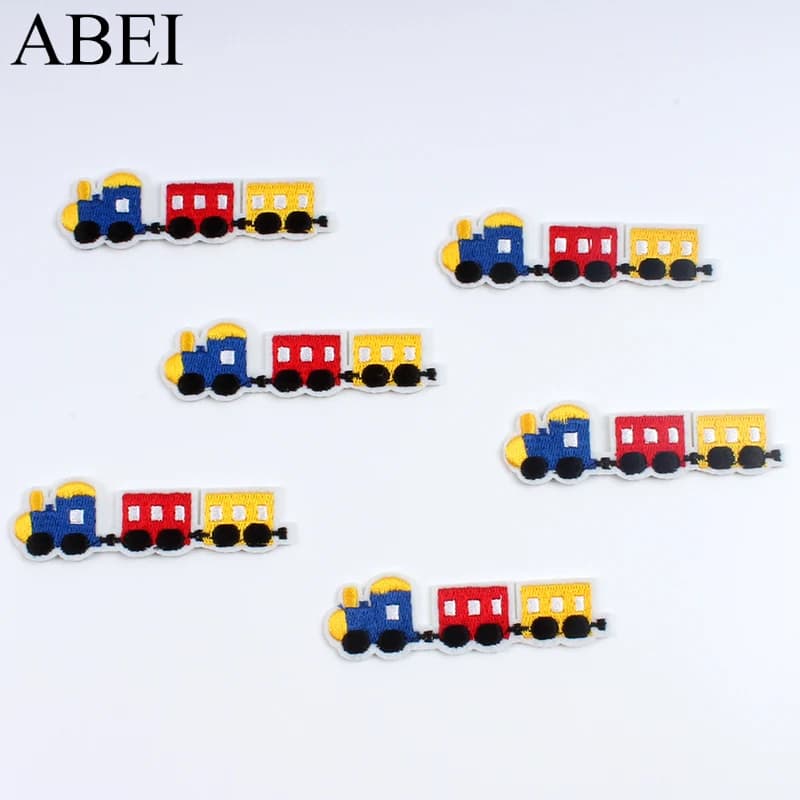 10 pezzi cartone animato treno toppe ricamate termoadesive su adesivi carini per ragazzo bambini pantaloni camicie borse jeans riparazione vestiti abiti distintivo