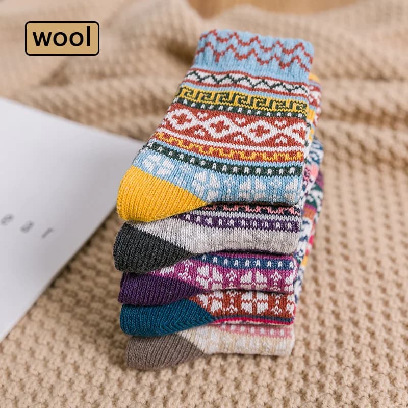 5 pairs/lot wool socks of new women color mixed fashion woman socks long autumn winter socks hot socks high quality wool socks