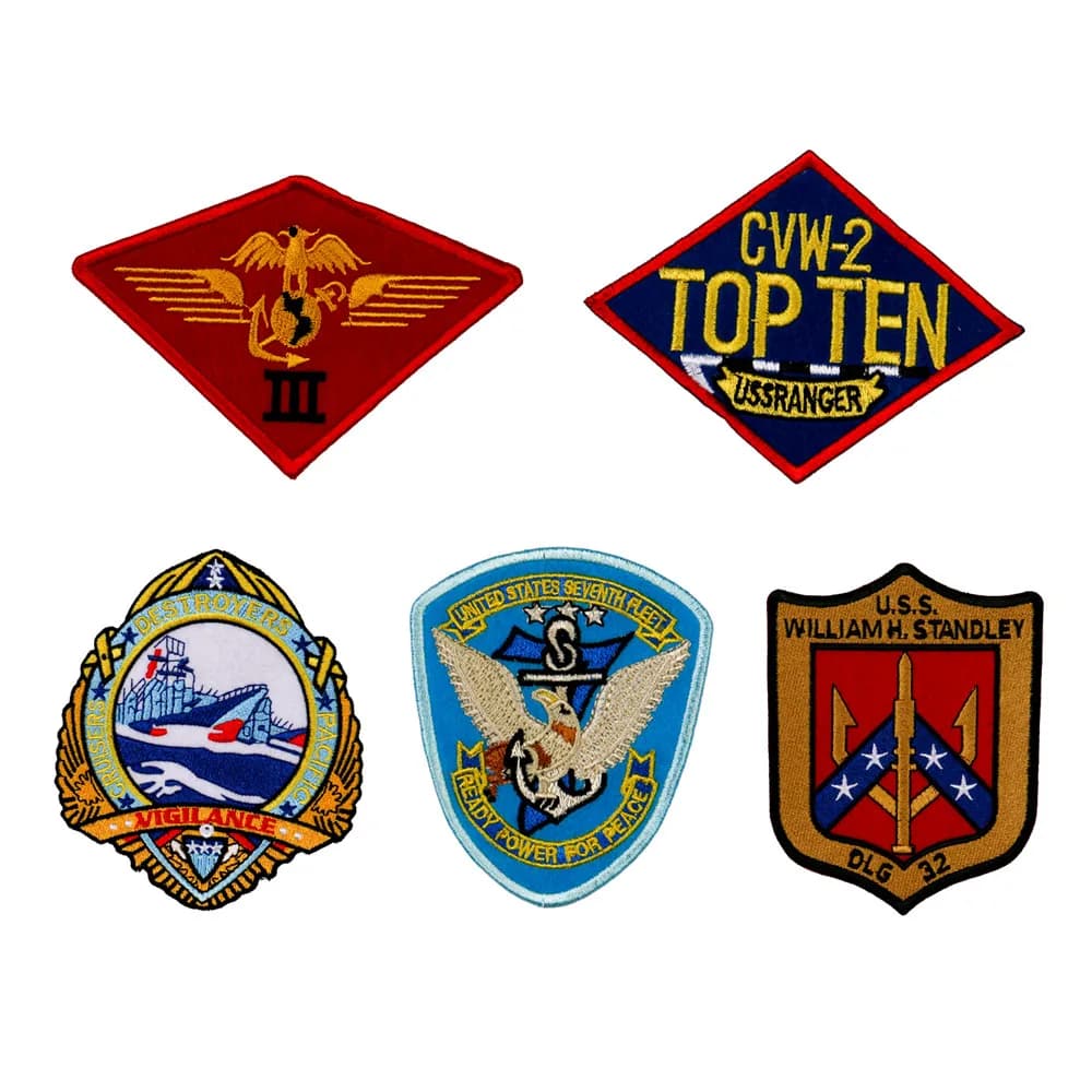 17 pezzi Top Gun Giacca Logo Distintivi da cucito realizzati in tessuto Accessori per giacca personalizzati in pelle Delicati loghi ricamati fai-da-te