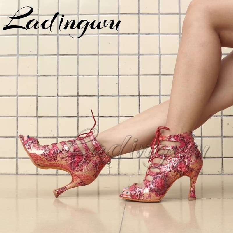 Stivali latini Ladingwu scarpe da ballo con fondo morbido sandali da donna con cerniera scarpe da ballo con Salsa latina stivali in pelle scamosciata con trama serpente blu/rosso