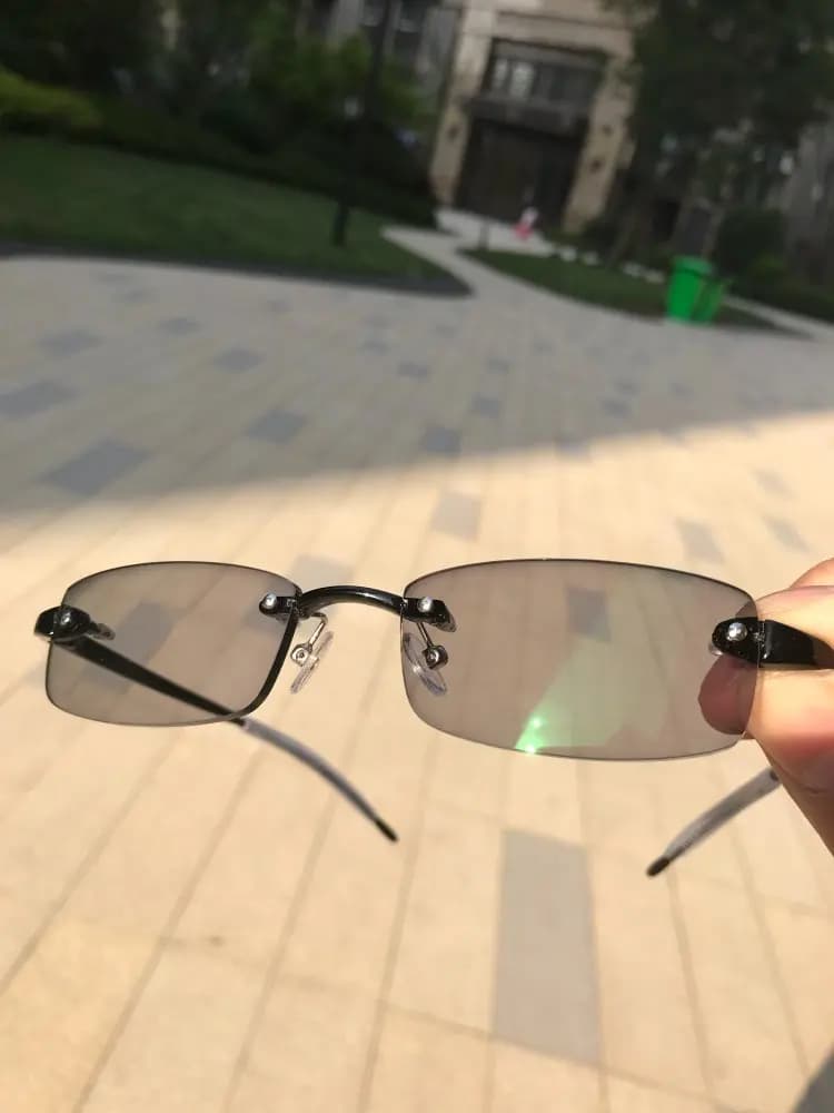 1.67 Occhiali da sole antiriflesso fotocromatici con lenti grigie marroni super sottili