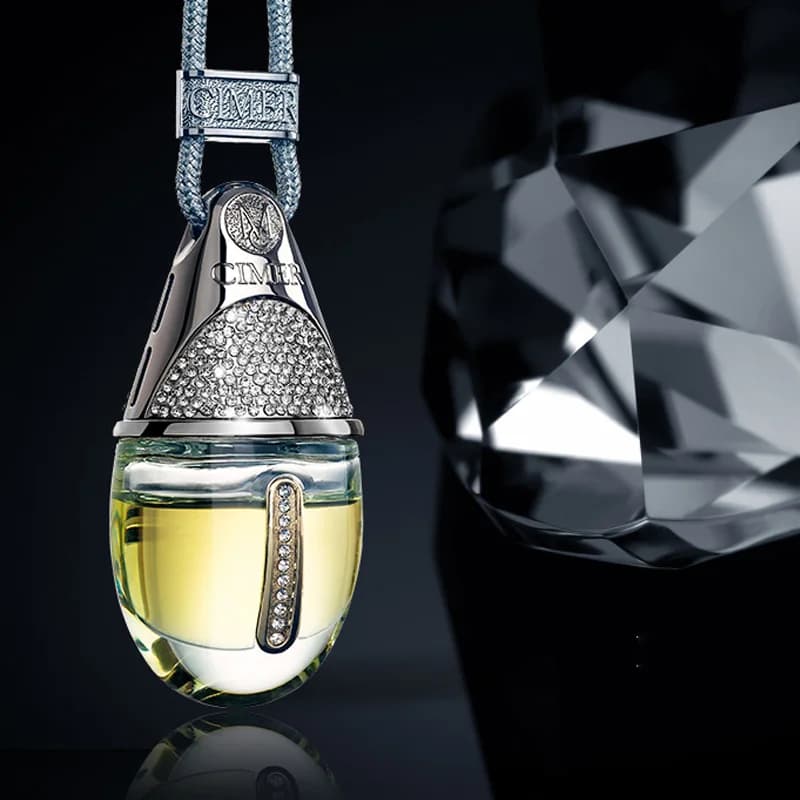 Luxury Style Car Deodorant Hanging Scent Bottle Essential Oil Pendant for Car Scent Bottle Diffuser Car Ornaments