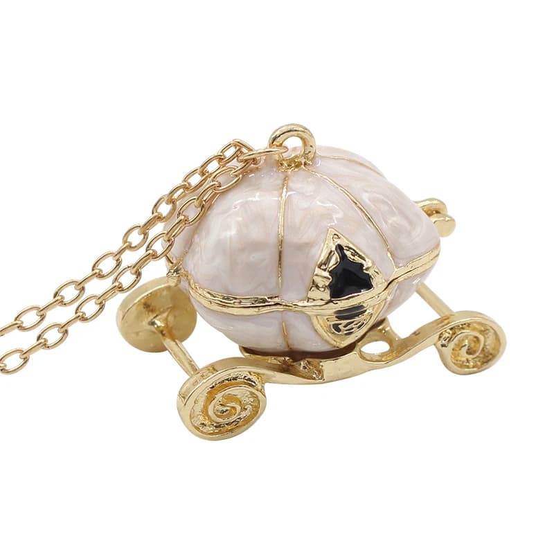 Collana a catena lunga con ciondolo a forma di zucca per le donne Collana con pendenti in carrozza di Cenerentola Regali di gioielli di moda di Natale 2020