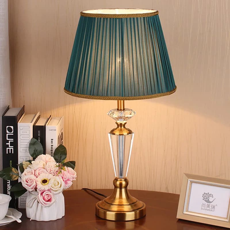 Moderno e semplice Hotel Club Camera da letto Comodino Soggiorno Studio Lampada da tavolo in cristallo di lusso E27 AC110V 240V