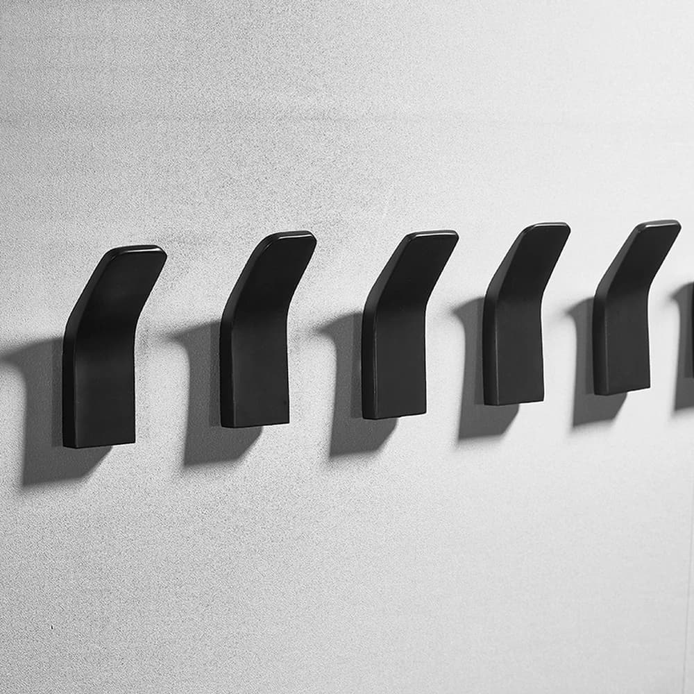 Punch-free Robe Hooks Black Bathroom Hook for Towels Wall Mounted Decoration Coat Hooks Rack Clothes Hangers Aluminum SP720