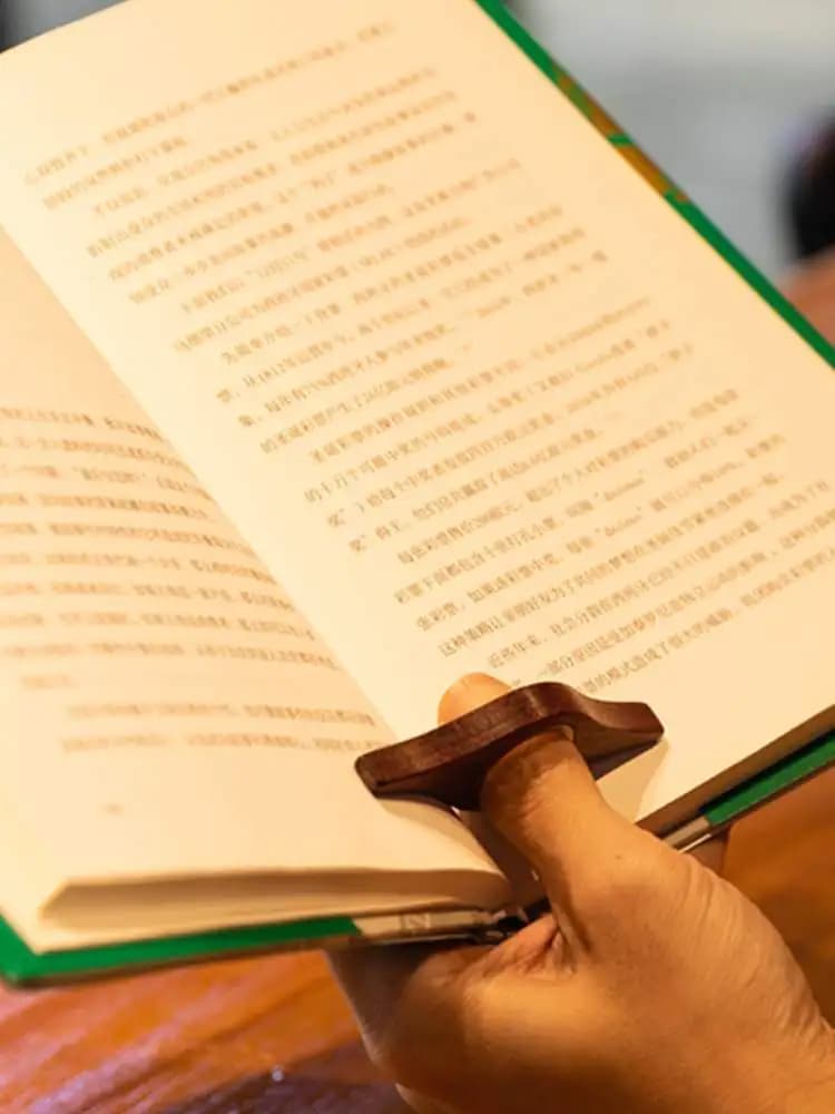 Libro in legno mark generi alimentari noce nero anello da lettura a una mano particolarmente adatto per studenti a lettura rapida strumento di lettura segnalibro