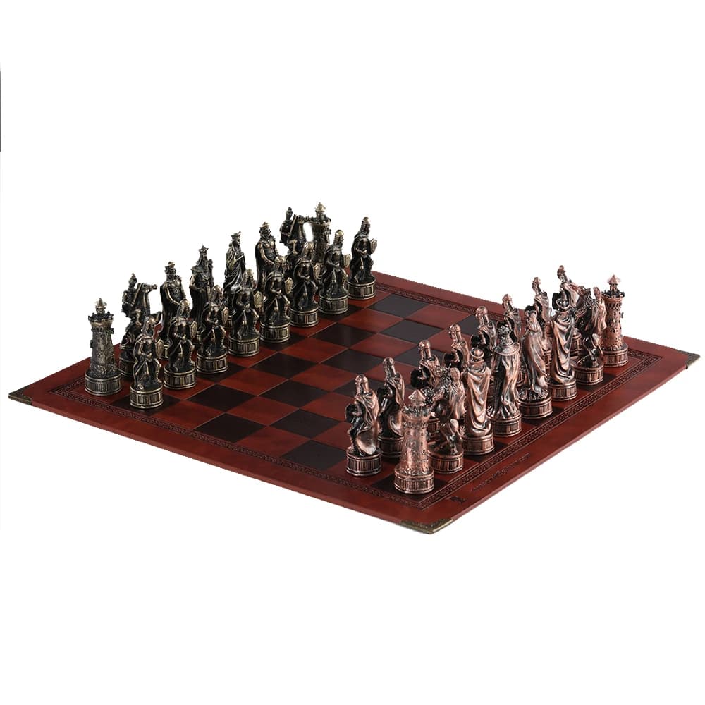 Scacchi a tema in metallo 32 pezzi IntelligencLuxury Knight gioco da tavolo intrattenimento giocattolo tavola in pelle set regalo Dragon Soldier tema sport