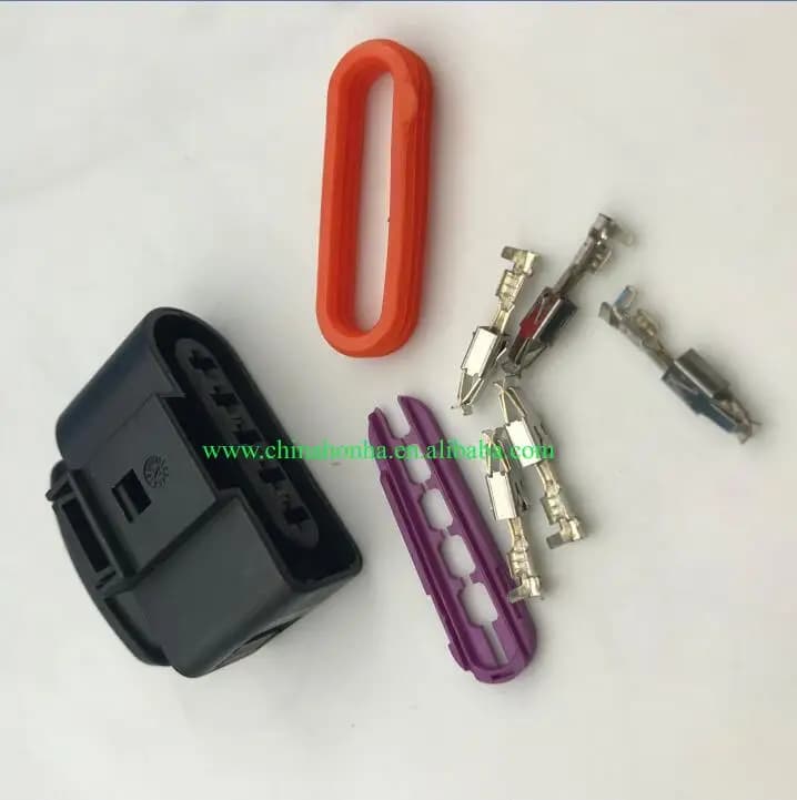 Female 5 pin 4D0 973 725 4D0973725 electric cable connectors