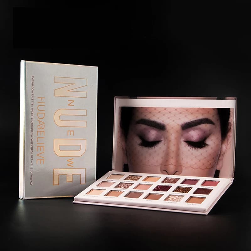 Ombretto brillante nudo a 18 colori Ombretto perlescente Pigmento glitterato Ombretto fumoso Tavolozza Cosmetici impermeabili Ombretto