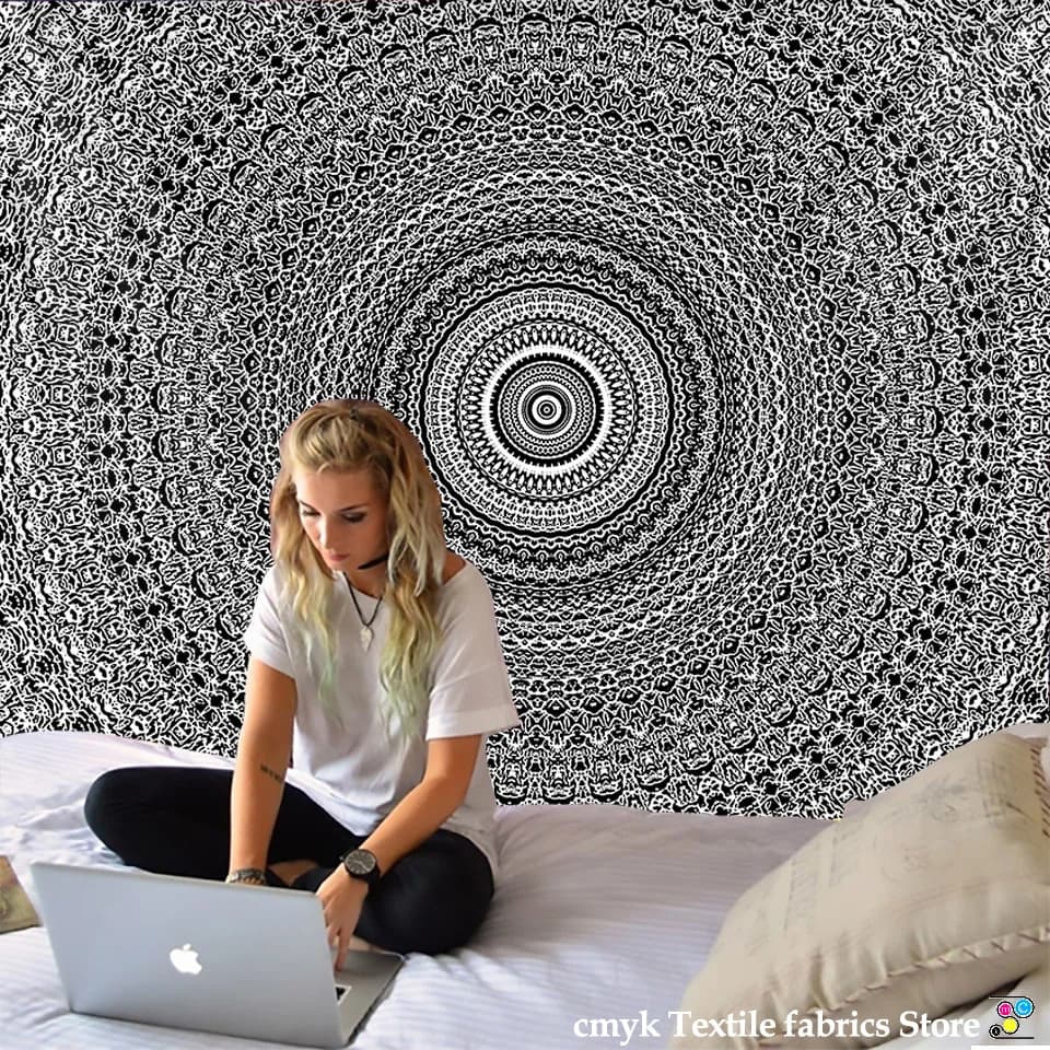 Mandala Arazzo Spiaggia Yoga Zerbino Copriletto Tovaglia Hot New Decorativo Appeso a parete Bohemia Indiano Hippie Casa 210x148 cm