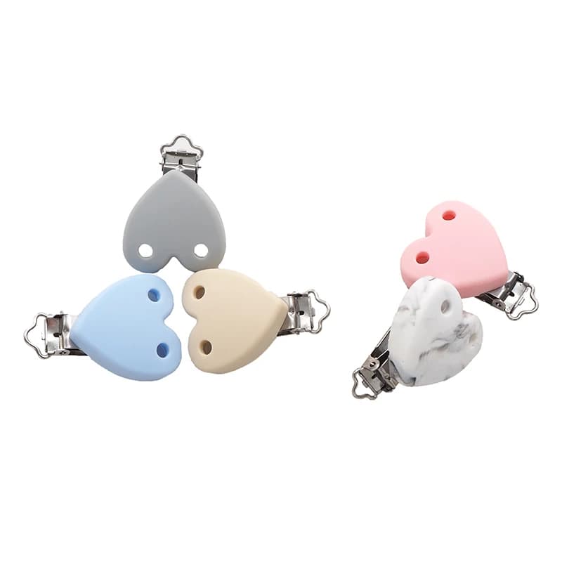 Chengkai 50 pezzi clip per massaggiagengive a forma di cuore in silicone ciuccio per bambini ciuccio ciuccio infermieristico fascino creazione di gioielli clip con 2 fori