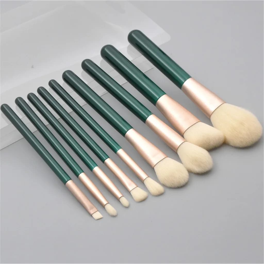 Diamond Green 9 Pieces Makeup Brush Background Brush Shade Powder Brush Cosmetics Makeup Tools