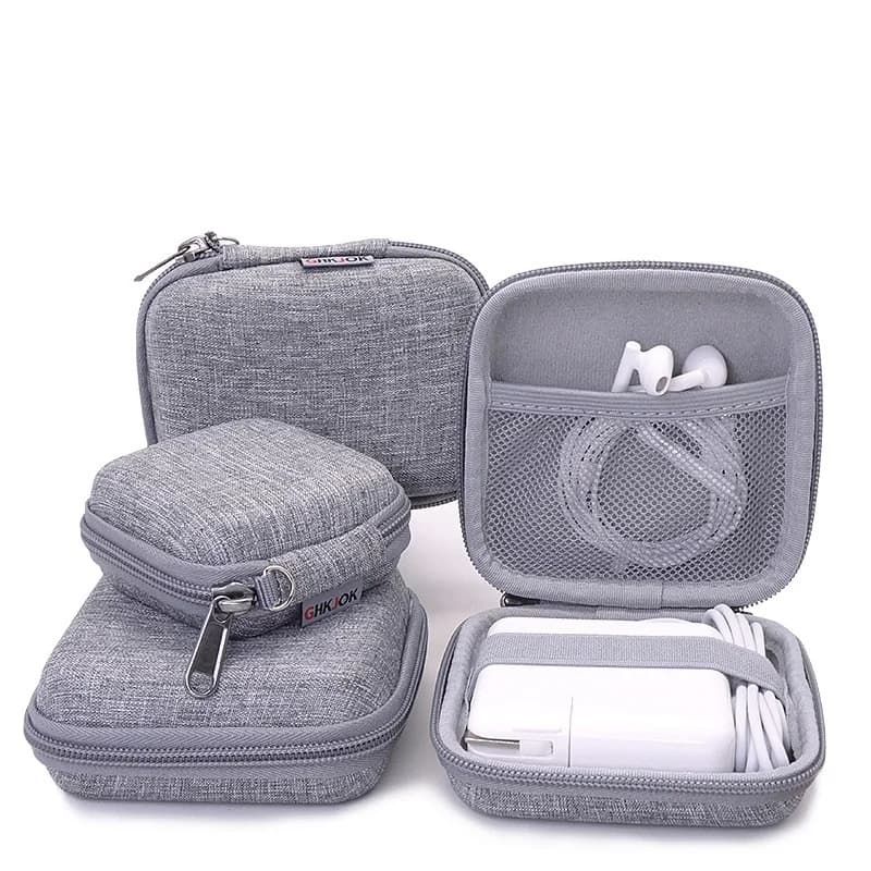 Custodia rigida Custodia per raccolta custodia Custodia per auricolare Caricatore per laptop Piatto rigido USB flash Cavo USB dispositivo elettronico