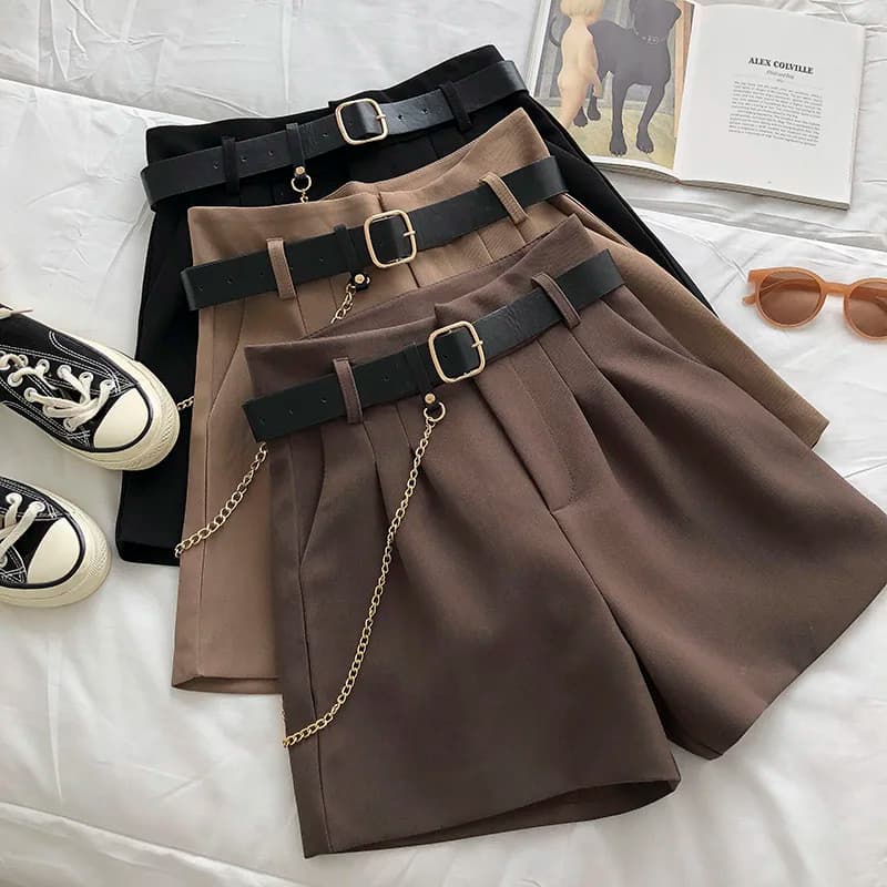 Nuovi pantaloncini selvaggi eleganti e comodi casual con cintura Pantaloncini di lana da donna Pantaloncini a trapezio a gamba larga slim autunno inverno