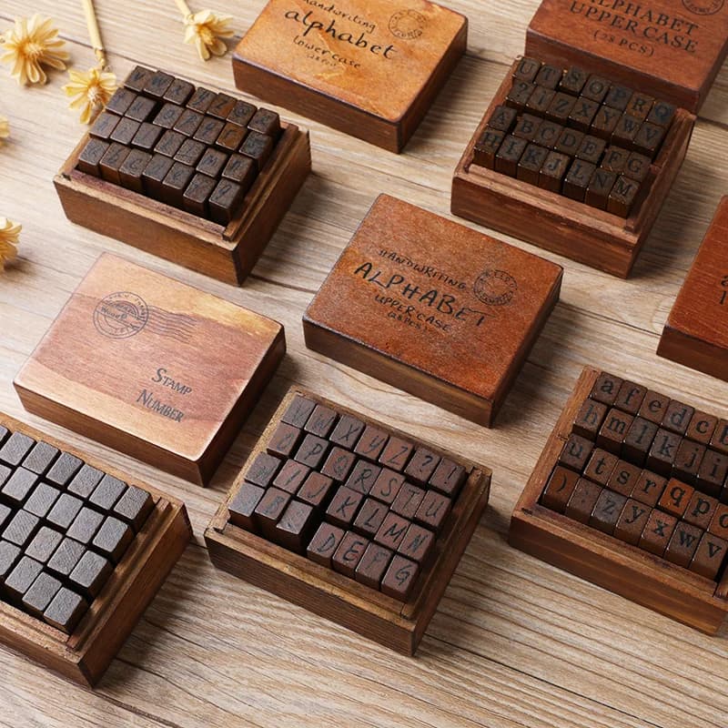 Journal Go 28 pezzi Timbri con numeri dell'alfabeto Set di timbri con lettere in legno vintage per la creazione di cartoline artigianali, diari di scrapbooking