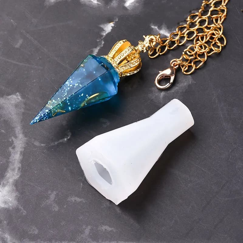 SNASAN Collana a forma di diamante Ciondolo Stampo in silicone Strumento per la creazione di gioielli Stampi per colata epossidica UV in resina Perline con ciondoli decorativi
