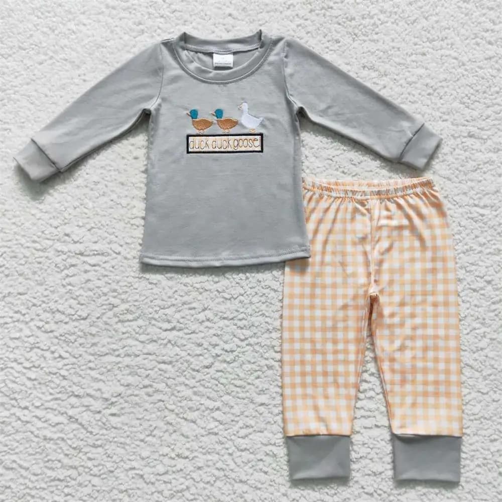 Commercio all'ingrosso Baby Boy grigio maniche lunghe Pullover in cotone t-shirt bambini pantaloni a quadri Set pigiama abbigliamento bambino bambini anatra Outfit