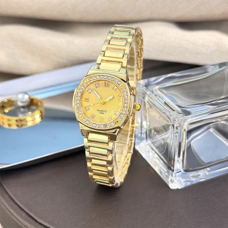 Nuovo orologio da donna Orologi al quarzo eleganti di lusso per donna Orologio da polso con cinturino da donna casual con quadrante rotondo in cristallo