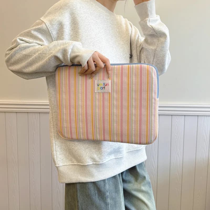 Borsa portaoggetti per laptop con borsa interna per tablet iPad13 "14" a righe dolci e fresche