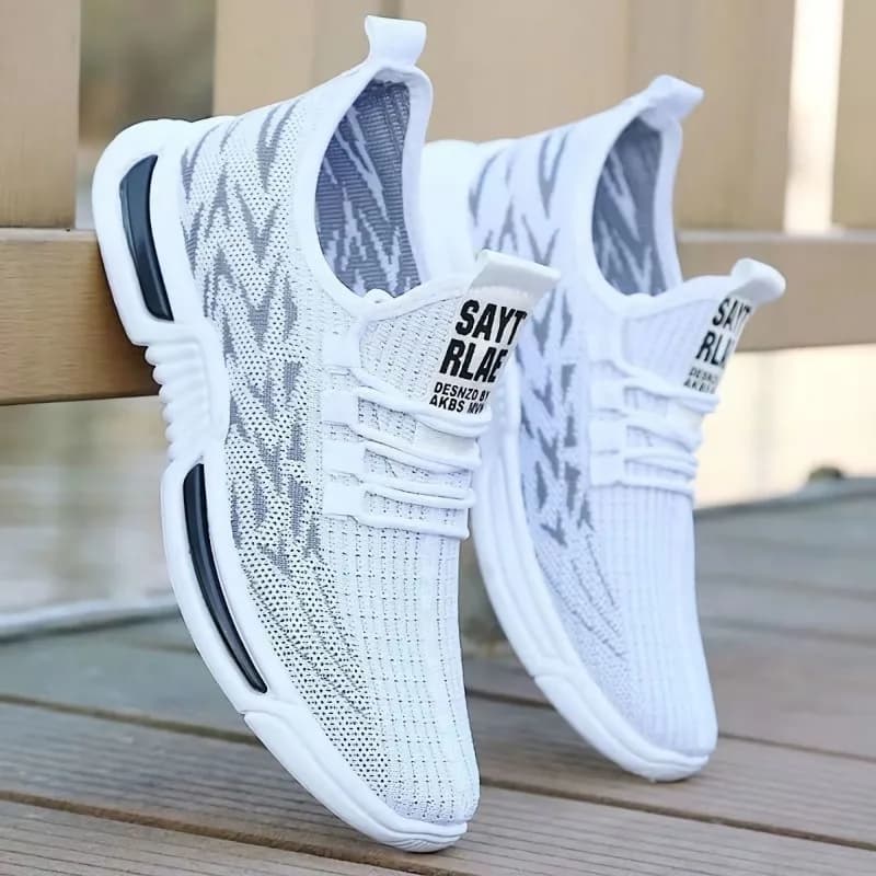 Men's Sports Shoes Casual Lightweight and Breathable Men's Mesh Shoes Summer Running Shoes with Outdoor Soft Sole Student Walking Shoes