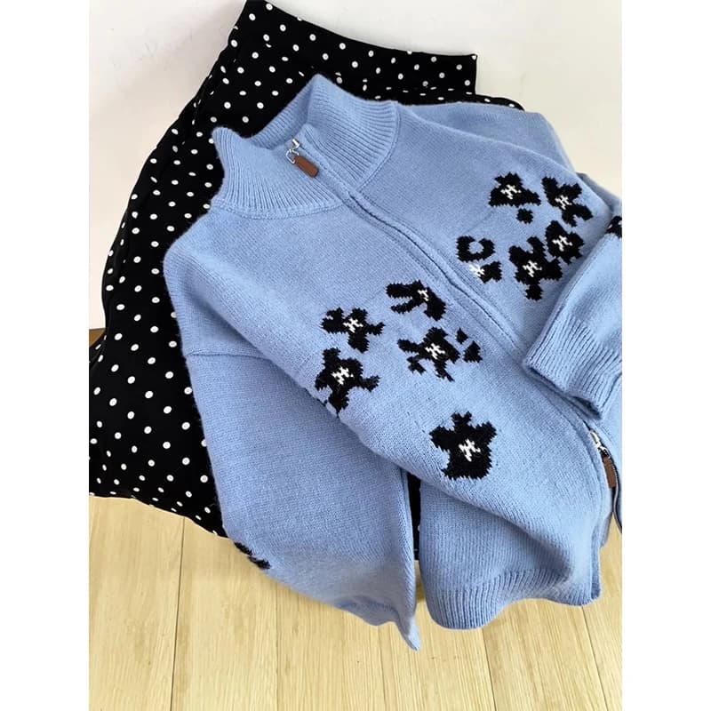 Cardigan Aperto in Maglia con Cerniera e Ricamo Floreale Blu, Design Vintage da Donna, Giacca Maglione per un Look Rilassato Autunno Inverno