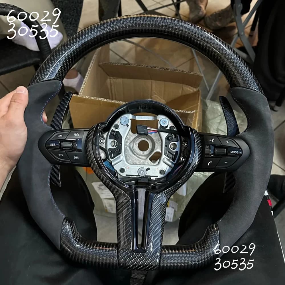 Volante Alcantara Per Bmw F30 F10 F31 F20 E90 F01 F90 F25 F22 F36 F33 F32 M3 M5 F11 Cambio e copertura in fibra di carbonio