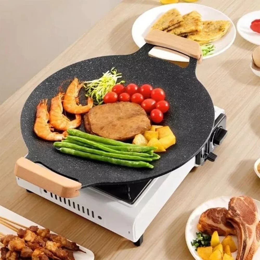 30/32/34/36/38cm Korean BBQ Grill Pan Heat-resistant Holder Wooden Handle Smokeless Griddle Pan Round Shape Non-Stick Frying Pan