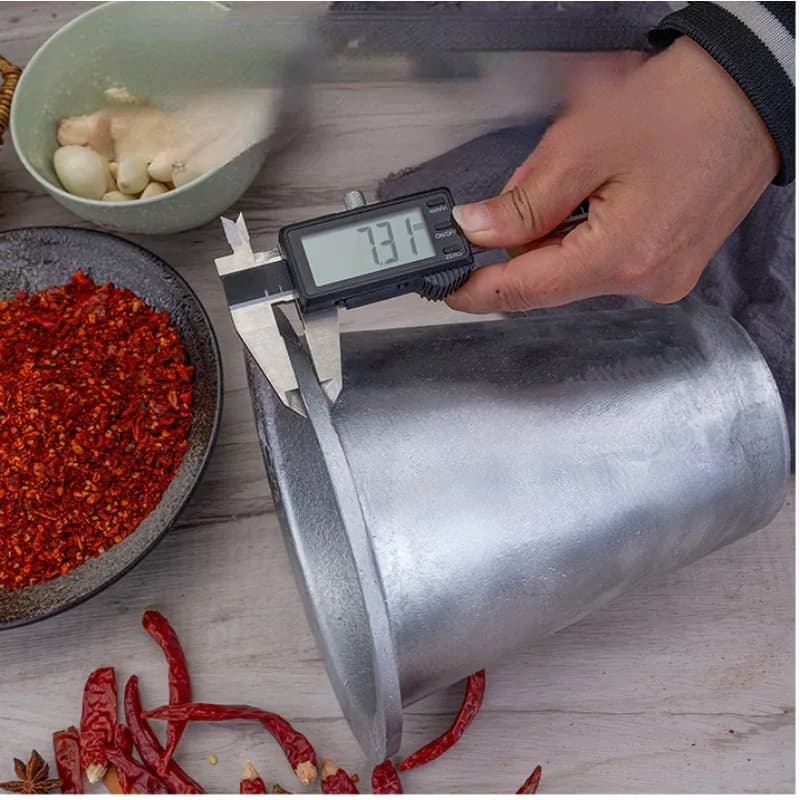 Old‑fashioned Aluminum Mortar and Pestle Set Ring Bowl Grinder for Pounding Garlic Chili Nuts Spices Grinding Jar