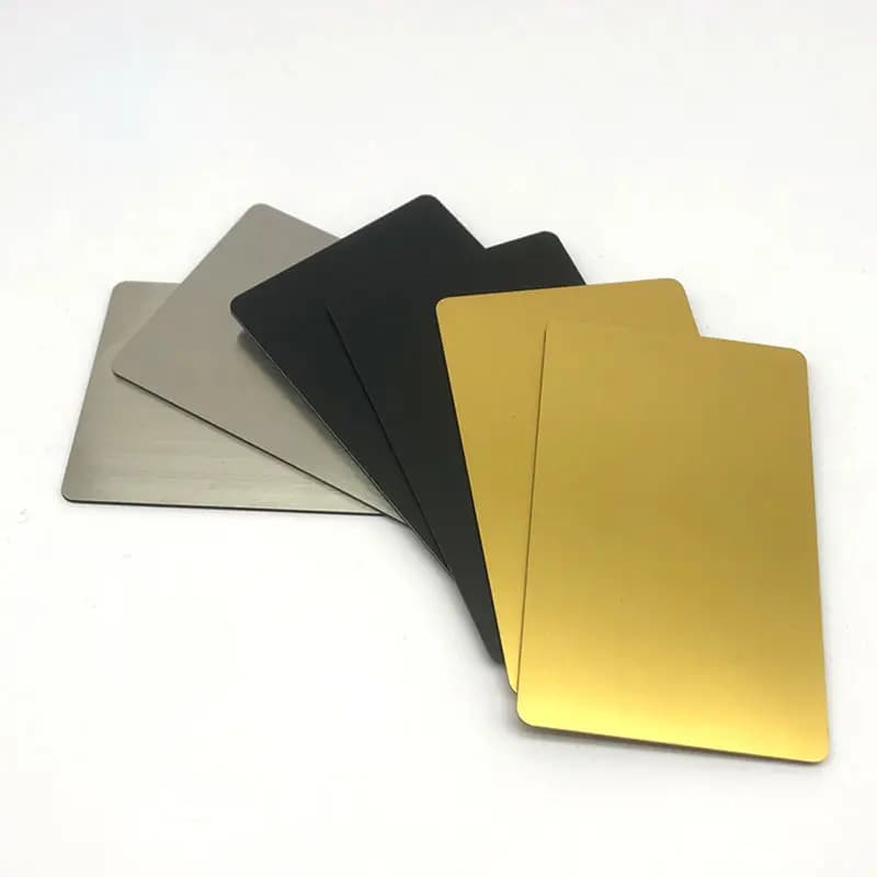 Carta NFC NTAG215 in Acciaio Inossidabile Premium - Carta Intelligente in Metallo Personalizzabile