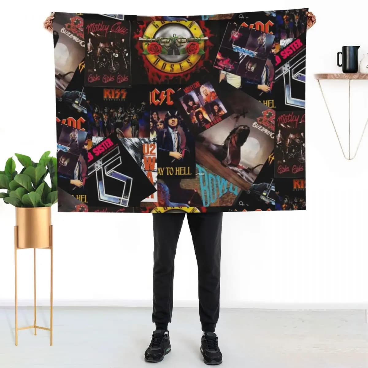 Collage of rock band of the '80s, fold-resistant light blanket