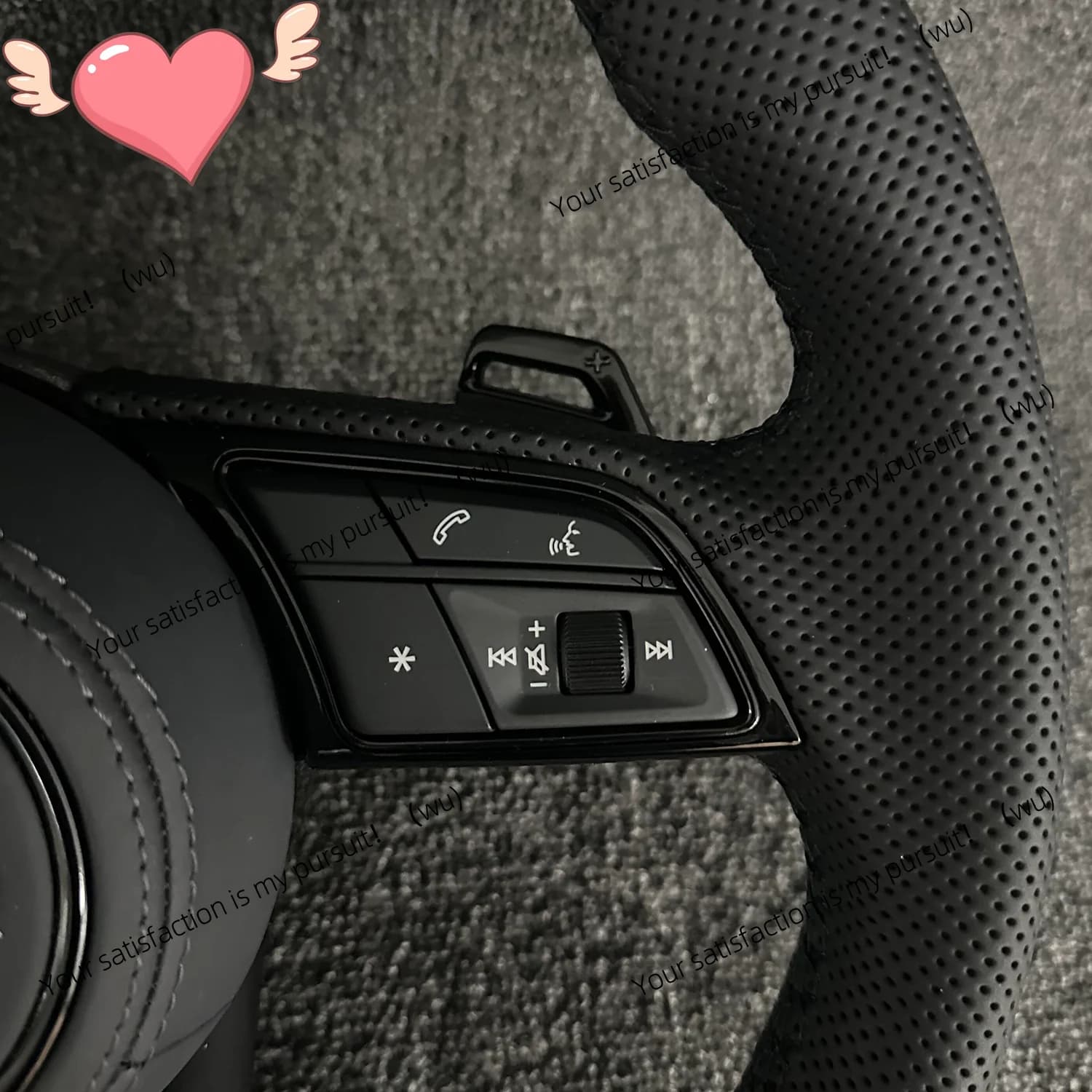 For Audi A1 / A3 / A4 / A5 / A6 / A7 / A8 / Q3 / Q5 / Q7 / Q8 / R8 / TT leather, suede steering wheel covers, horn covers