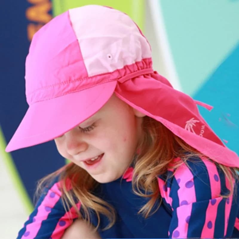 Cappello da Nuoto Elastico per Bambini con Visiera, Protezione Solare Antivento per Spiaggia e Giochi d'Acqua