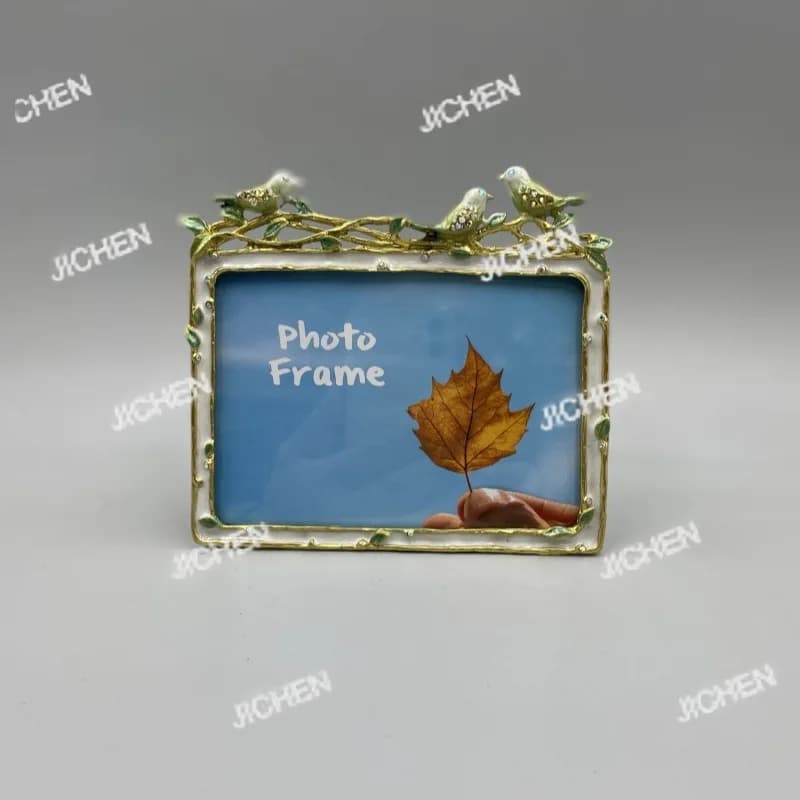 Frame Metal Photo Frame Polished European Style, Simple Creative Pen for Wedding Photos, Living Room Decoration