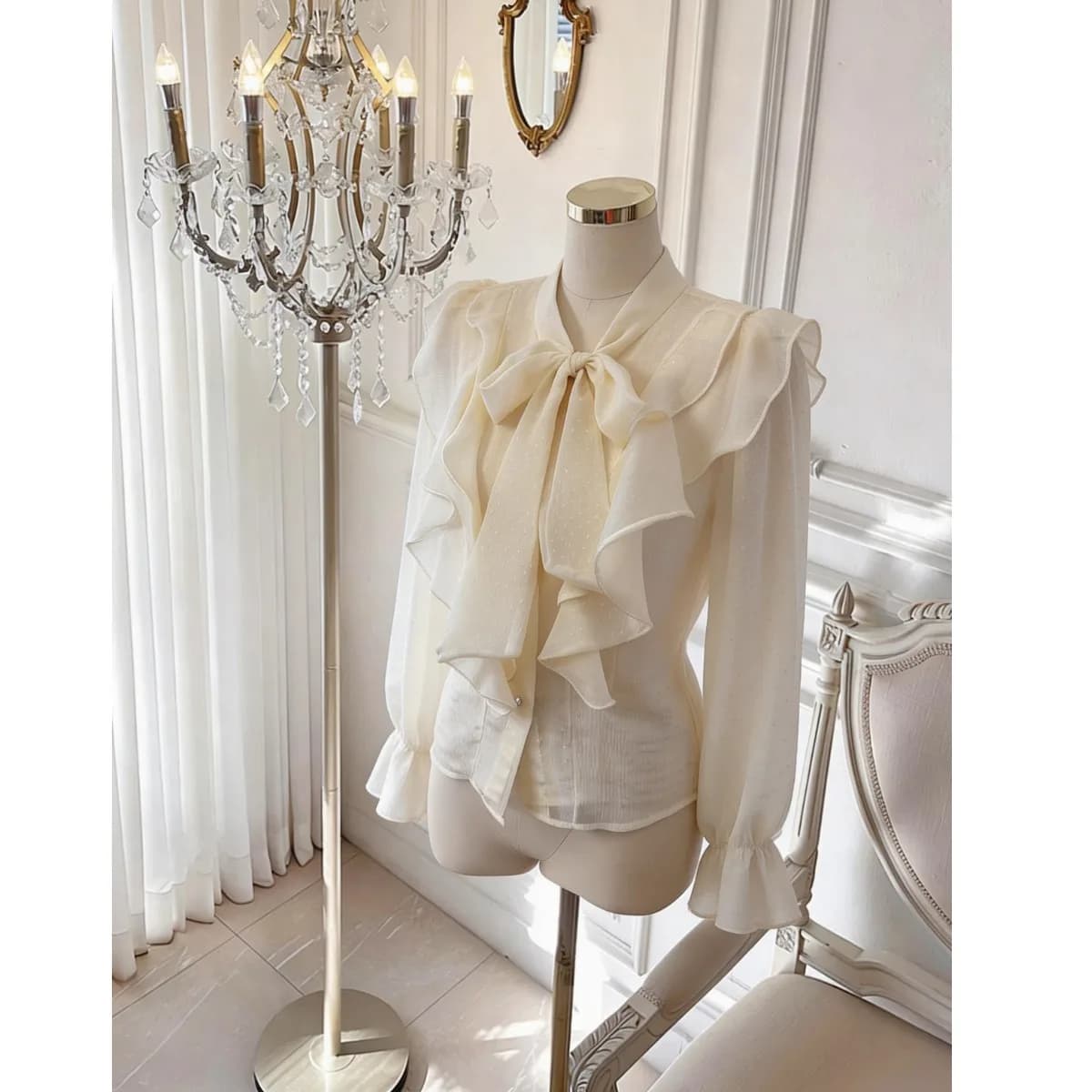Elegant Long Sleeve Velvet Shirt Women's Pearl Button Hemmed Blouse Fashionable Simple Court Style Original Design Polyester