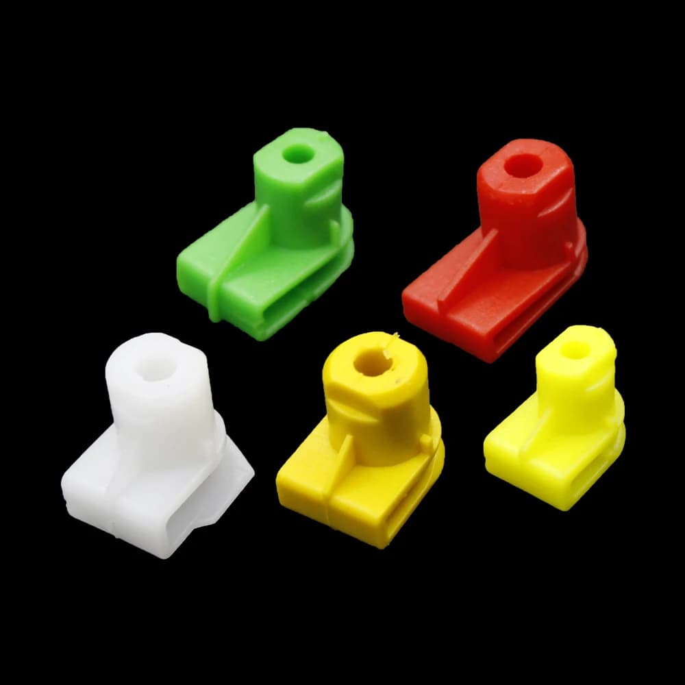 20x Paraurti per auto Base autofilettante Clip Ala Montaggio Passacavo Dadi Viti Bianco Verde Yello Rosso Paraurti Trim Dado di fissaggio in plastica