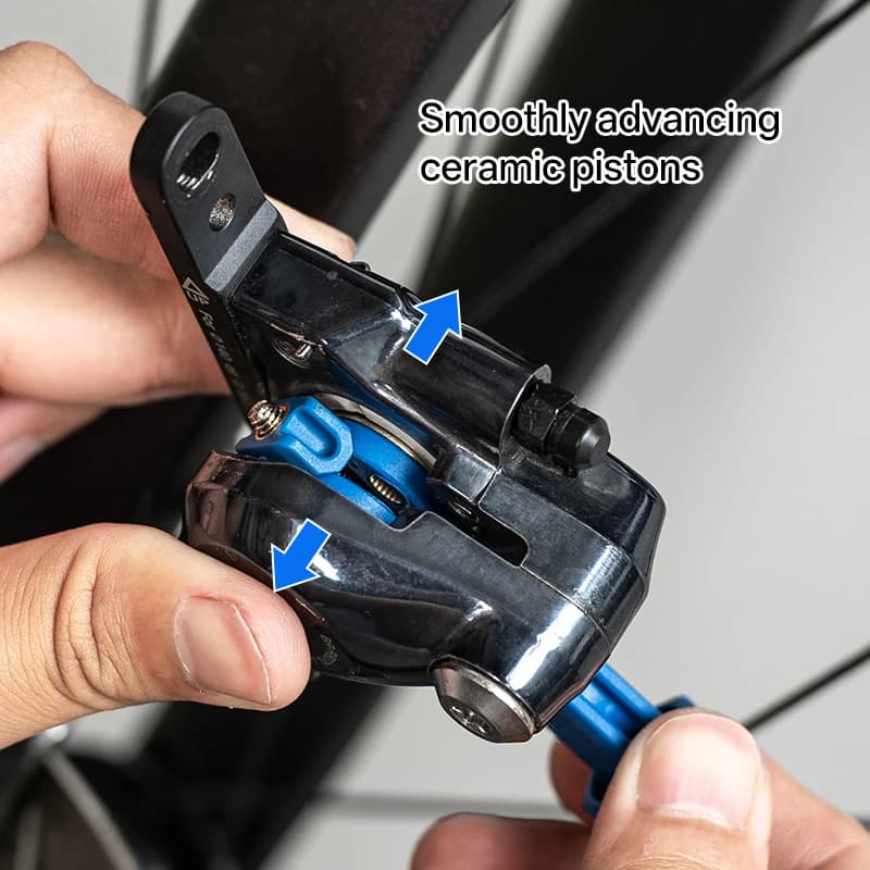 Strumento per spalmare le pastiglie dei freni per bicicletta in acciaio magnetico liscio 360 ° Pistone ruotabile per disco olio bici Reset pistone pinza freno idraulico